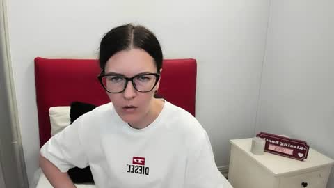 nadiatrue online show from July 20, 2026, 2:52 pm