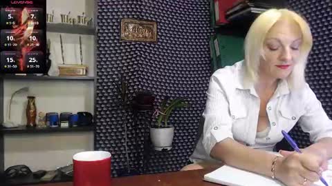 Snapshot of nadin_slut chatting on June 27, 2026, 8:58 pm Nadin online show from June 27, 2026, 8:58 pm