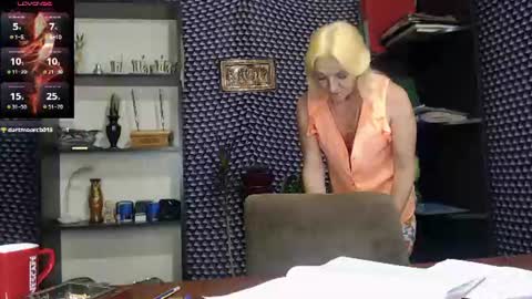 Snapshot of nadin_slut chatting on June 29, 2026, 10:15 am Nadin online show from June 29, 2026, 10:15 am