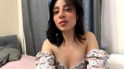 Leya online show from April 26, 2026, 1:09 pm