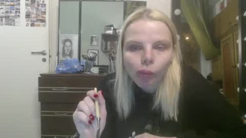 Snapshot of nadyagt chatting on April 3, 2026, 8:29 pm nadyagt online show from April 3, 2026, 8:29 pm