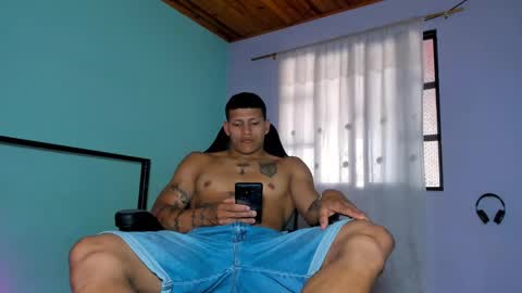 Snapshot of nagi_strong chatting on January 10, 2025, 7:32 pm nagui online show from January 10, 2025, 7:32 pm