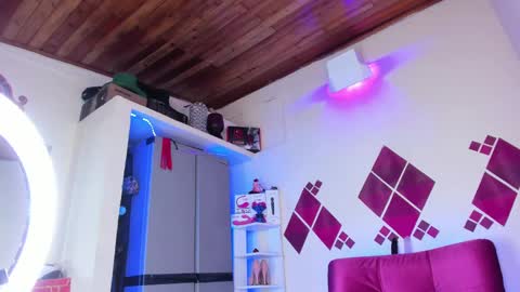 Nahla online show from January 25, 2025, 2:04 am