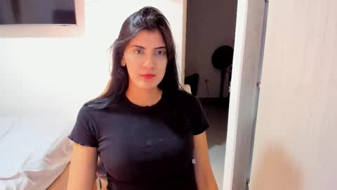 independent model online show from September 17, 2025, 1:29 am