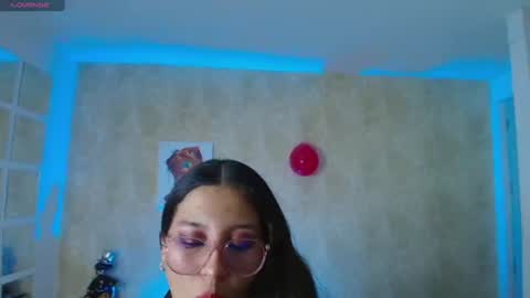valeria online show from July 8, 2026, 8:13 pm