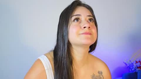 Snapshot of nahomi_sweett chatting on April 7, 2026, 10:48 am Nahomi online show from April 7, 2026, 10:48 am