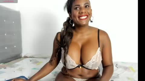 Nahomi Whesley online show from June 19, 2026, 4:22 pm
