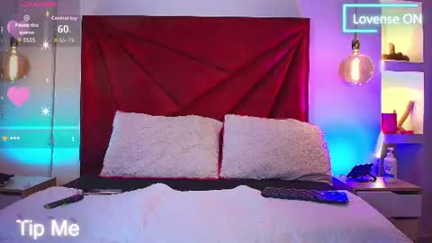 NahomiRoss online show from July 9, 2026, 1:59 pm