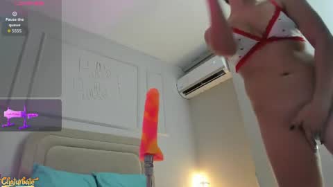 nahommybell online show from July 17, 2026, 2:51 am
