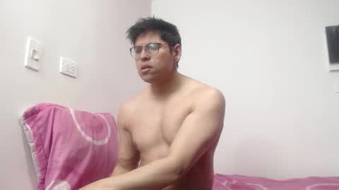 Snapshot of nahomy_and_jake chatting on November 7, 2025, 9:31 am Nahomy Jake online show from November 7, 2025, 9:31 am