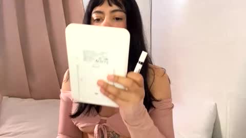 Snapshot of nahomy_joness chatting on February 28, 2026, 12:28 pm nahomy online show from February 28, 2026, 12:28 pm