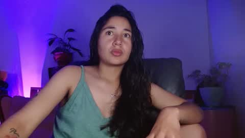 Snapshot of nahomy_rain chatting on May 26, 2026, 2:18 am online show from May 26, 2026, 2:18 am