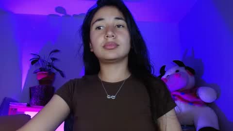 Snapshot of nahomy_rain chatting on June 16, 2026, 2:14 am online show from June 16, 2026, 2:14 am