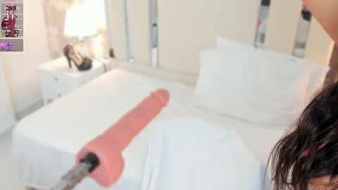 Nahomy Roberts online show from February 5, 2026, 8:30 am