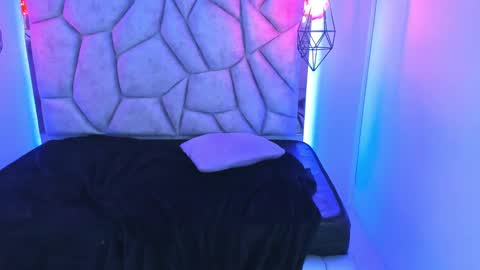 Snapshot of naia_karter chatting on January 24, 2025, 1:13 am online show from January 24, 2025, 1:13 am