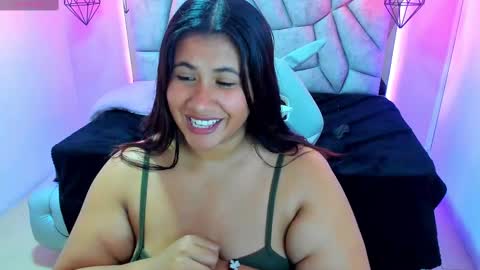 Snapshot of naia_karter chatting on February 27, 2025, 11:26 pm online show from February 27, 2025, 11:26 pm