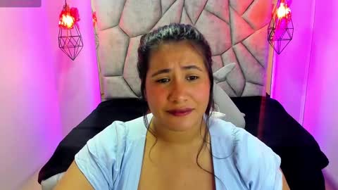 Snapshot of naia_karter chatting on March 5, 2025, 6:45 pm online show from March 5, 2025, 6:45 pm