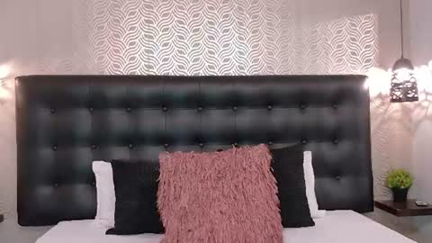naiaramasson_ online show from July 23, 2026, 12:14 pm