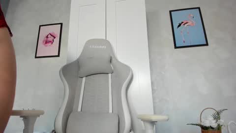 Naila online show from March 8, 2025, 6:21 am