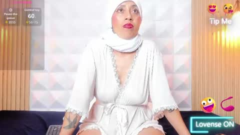 Snapshot of naila_sweett chatting on June 16, 2026, 7:38 pm NAILA online show from June 16, 2026, 7:38 pm