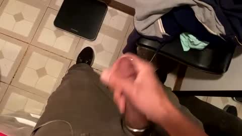 Snapshot of nairda2senoniuq chatting on January 5, 2025, 11:12 pm nairda2senoniuq online show from January 5, 2025, 11:12 pm