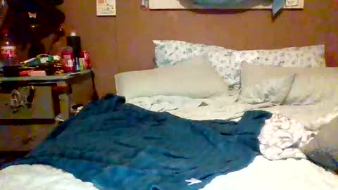 thethrill online show from February 13, 2026, 2:02 pm