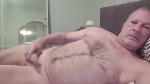 Snapshot of naked4ladies2 chatting on October 26, 2025, 1:50 pm Naked4Ladies online show from October 26, 2025, 1:50 pm