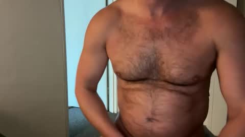 naked_dude25 online show from December 4, 2025, 2:43 am