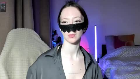 Asy no face  online show from March 1, 2025, 4:00 pm