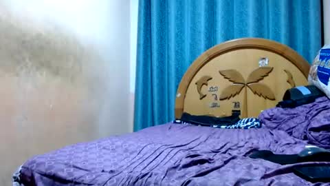 nakedlima online show from June 23, 2026, 4:32 am