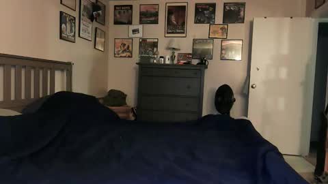 nakedmonkey online show from January 7, 2026, 2:36 am