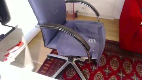 Snapshot of nakedwanker10 chatting on February 9, 2025, 11:47 am Nakedwanker10 online show from February 9, 2025, 11:47 am