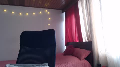 Nala online show from December 15, 2024, 2:59 pm