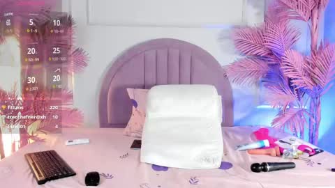 nalapalmer online show from May 24, 2026, 11:43 pm