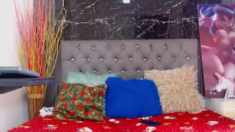 Snapshot of nalaroy chatting on December 24, 2024, 5:23 pm NALAROY online show from December 24, 2024, 5:23 pm