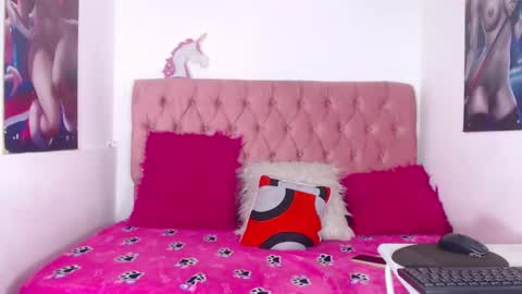 Snapshot of nalaroy chatting on October 31, 2025, 4:30 pm NALAROY online show from October 31, 2025, 4:30 pm