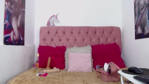 Snapshot of nalaroy chatting on November 20, 2025, 3:12 pm NALAROY online show from November 20, 2025, 3:12 pm