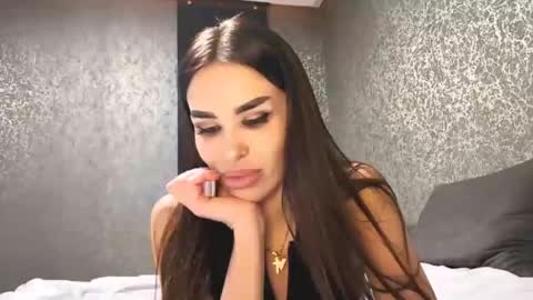 Lady online show from May 4, 2026, 6:48 pm