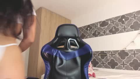 Snapshot of namimayers2 chatting on November 11, 2025, 12:10 am namimayers2 online show from November 11, 2025, 12:10 am