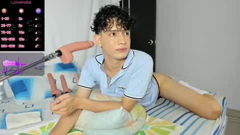 Snapshot of namir__ chatting on March 10, 2025, 2:50 am Namir online show from March 10, 2025, 2:50 am