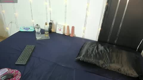 Snapshot of namir__ chatting on October 28, 2025, 3:10 am Namir online show from October 28, 2025, 3:10 am