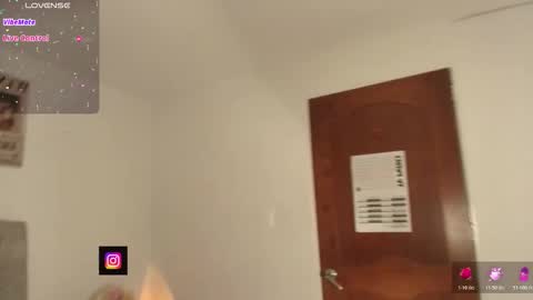 NamiThompson online show from March 21, 2026, 3:44 am