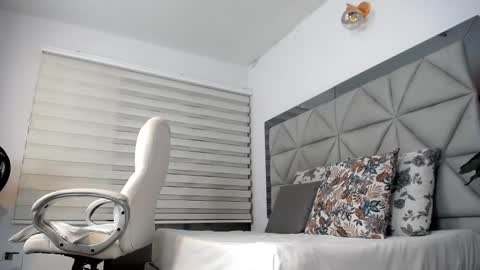 Snapshot of nana_levy chatting on December 21, 2024, 4:41 am Nana levy online show from December 21, 2024, 4:41 am