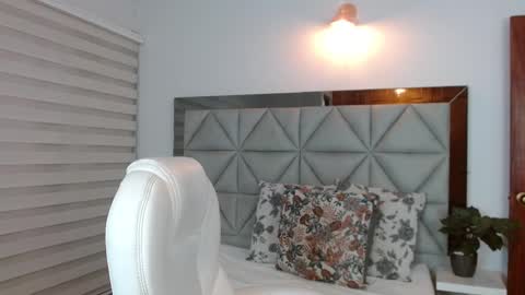 Snapshot of nana_levy chatting on March 4, 2025, 4:06 am Nana levy online show from March 4, 2025, 4:06 am