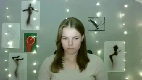 Nana online show from September 8, 2025, 2:27 pm