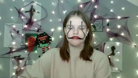 Nana online show from October 21, 2025, 8:04 am