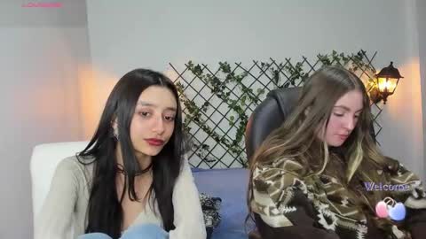 Snapshot of nana_rousse chatting on February 18, 2026, 11:22 pm Rousse online show from February 18, 2026, 11:22 pm