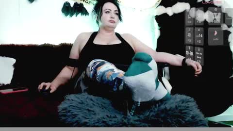 Snapshot of nanalagloss chatting on January 9, 2025, 11:47 am NanaLaGloss online show from January 9, 2025, 11:47 am