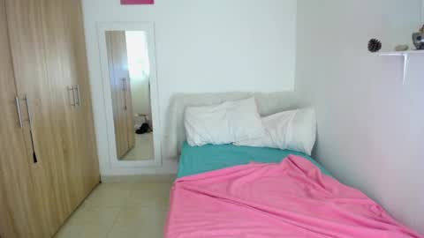 Snapshot of nanami_20 chatting on September 8, 2025, 7:24 pm samantha online show from September 8, 2025, 7:24 pm