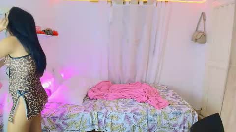 Snapshot of nanami_20 chatting on December 1, 2025, 6:57 pm samantha online show from December 1, 2025, 6:57 pm